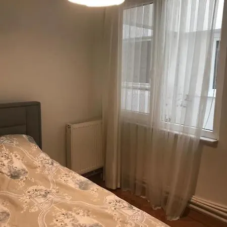 Comfortable And Nearby Attractions