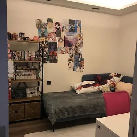Comfortable And Nearby Attractions *